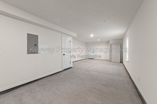 Building Photo - 1144 Carolina Ave