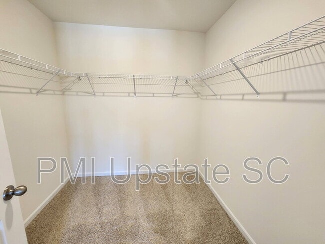 Building Photo - 6043 Willutuck Dr