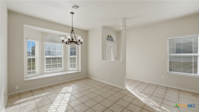 Building Photo - 821 Benning St