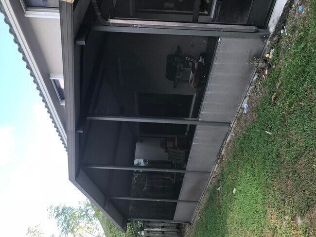 Building Photo - 5941 Strawberry Lakes Cir