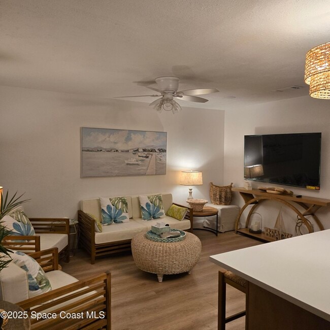 Building Photo - 8761 Ilex Ct