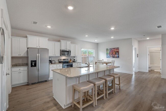 Building Photo - 5978 Forest Bay Ave