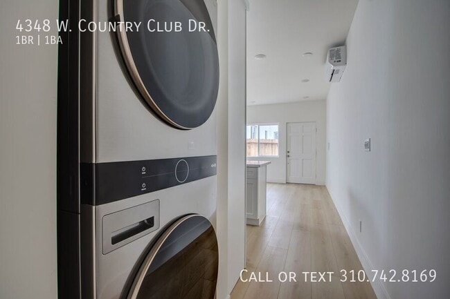 Building Photo - 4348 Country Club Dr