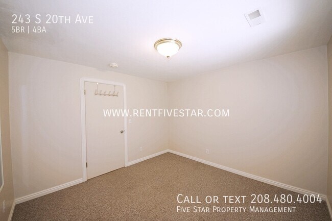 Building Photo - 243 S 20th Ave
