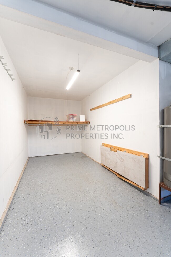 Building Photo - 20322 10th Ave W