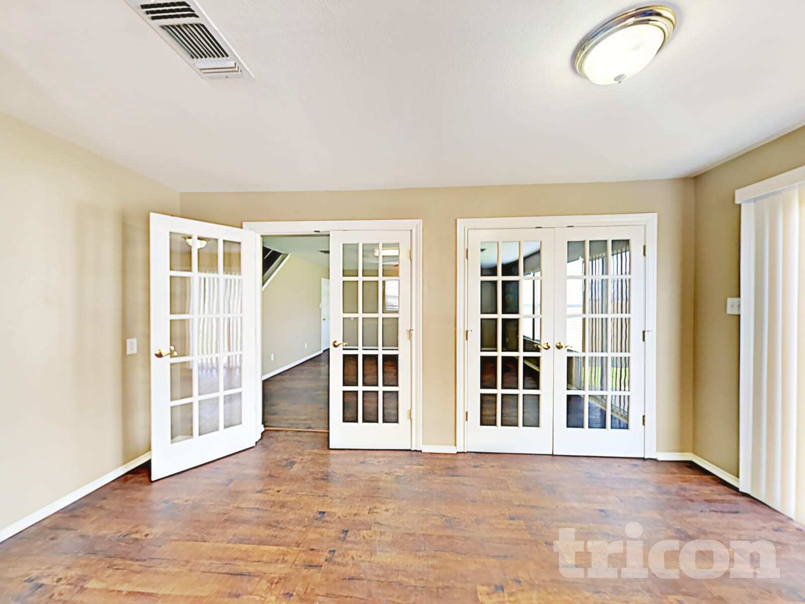 Building Photo - 4120 Wensledale Dr