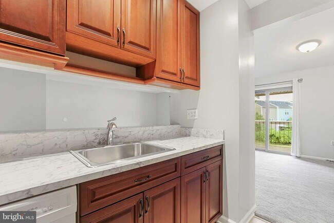 Building Photo - 1110 Castle Harbor Way