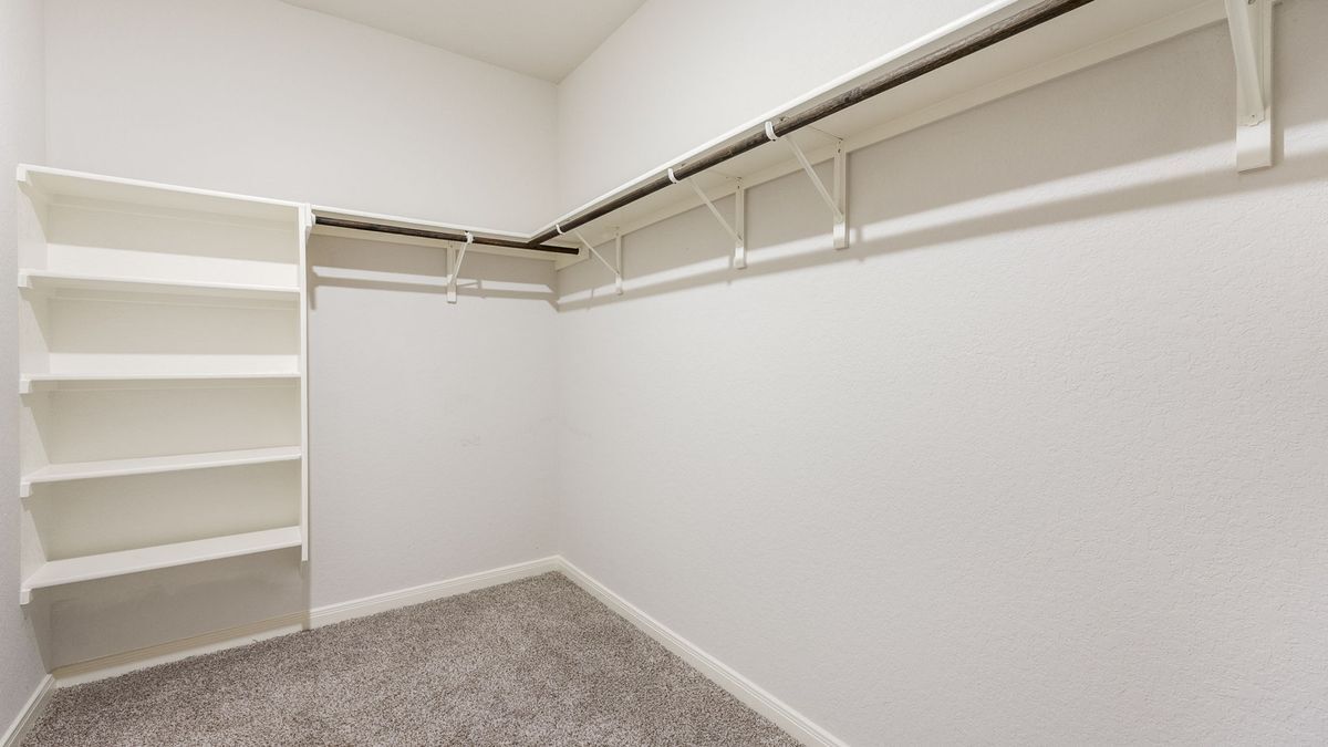 Building Photo - 10226 Juniper Oaks