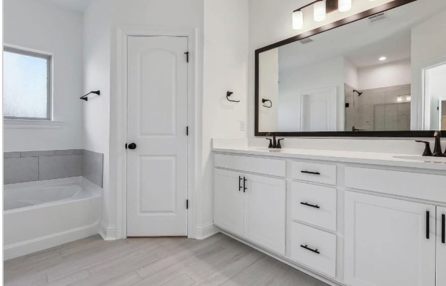 Building Photo - 9215 Asoka Ave