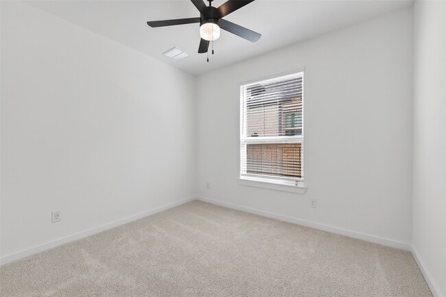 Building Photo - 11211 Midland Hawthorn Pl