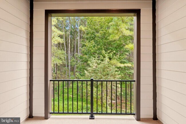 Building Photo - 11152 Lanier Farm Lp