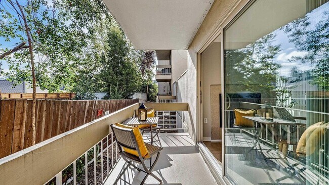 Building Photo - 66 Fairmount Ave