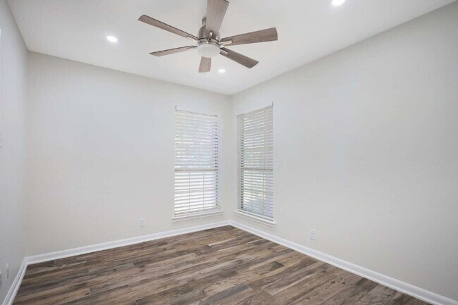 Building Photo - Updated 3 Bed / 2 Bath One-Story Home in San Antonio – Glen Wood Subdivision