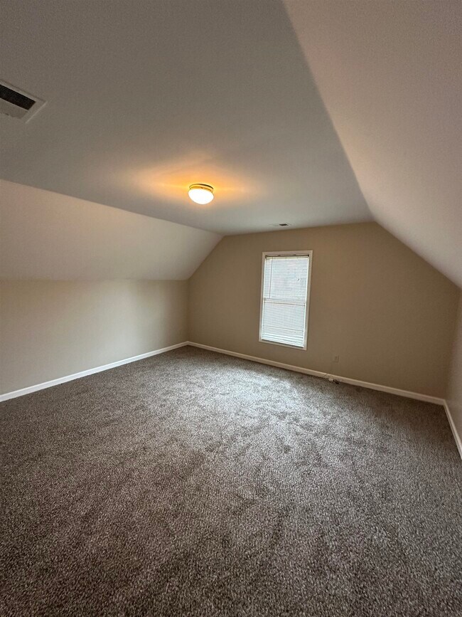 Building Photo - 1959 Dartford Cove