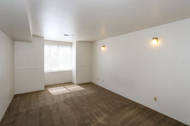 Building Photo - 1174SFD