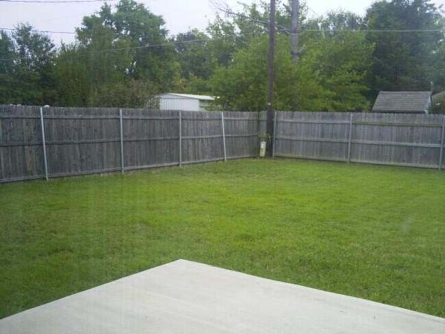 Building Photo - Great 3 Bdrm 2 Bath Home for Lease in Corinth, Tx