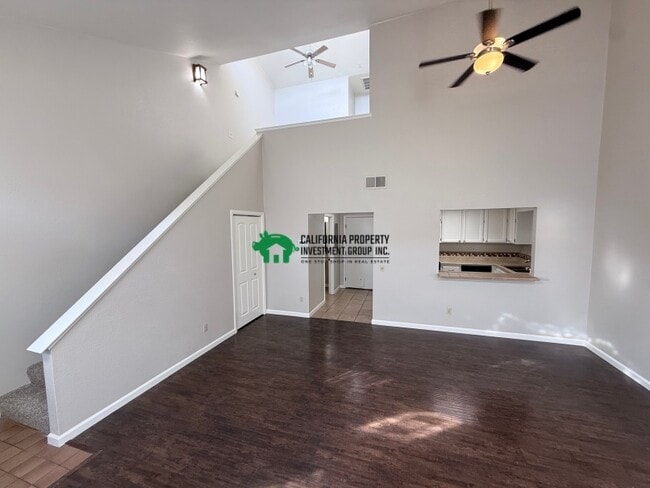 Building Photo - 1608 Hood Rd