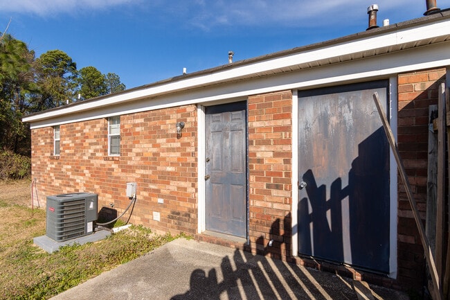 Building Photo - 424 Evans Mill Dr