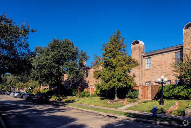 Building Photo - Westchase Forest Townhomes