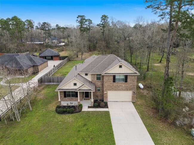 Building Photo - 28510 Lazy Rock Dr