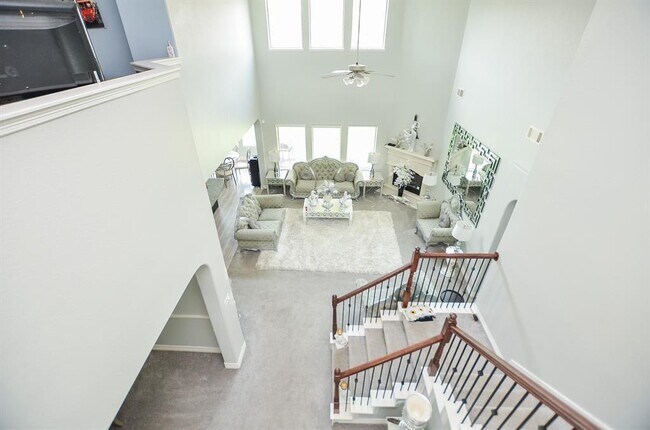 Building Photo - 6638 Miller Shadow Ln
