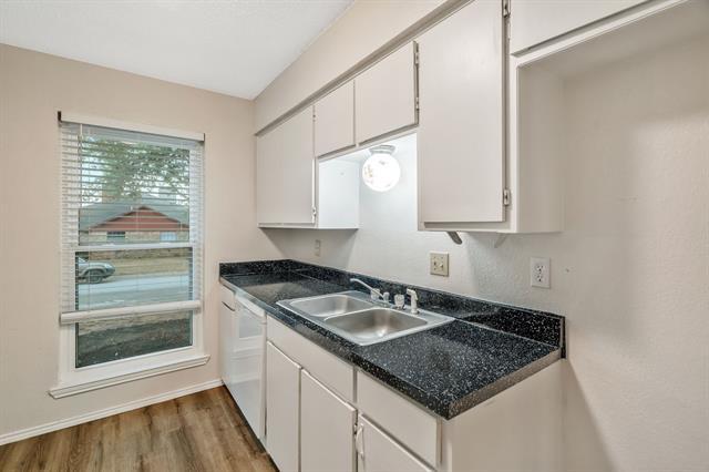 Building Photo - 5306 Wild W Dr