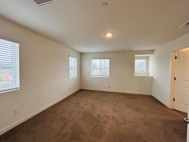 Building Photo - 5312 Molino Cir