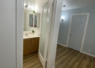 Building Photo - 8937 W Lone Cactus Dr