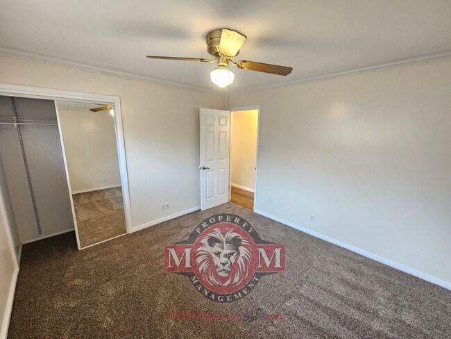 Building Photo - Great 4 Bd 2 Bath Home in Sandy