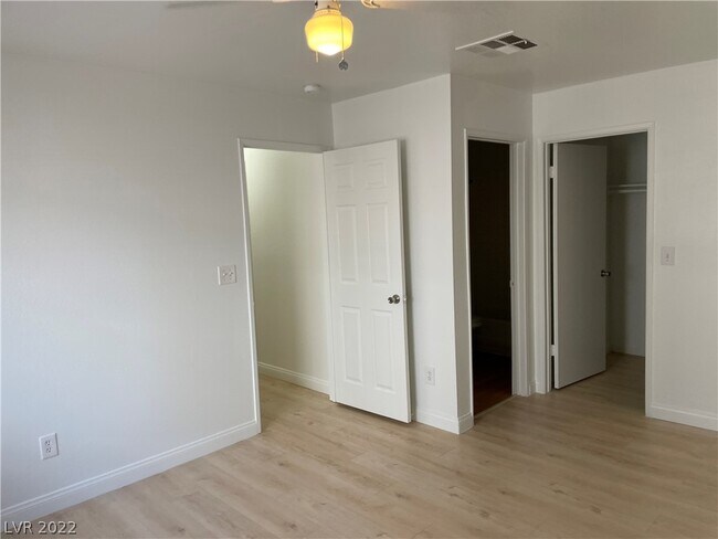 Building Photo - 8600 W Charleston Blvd
