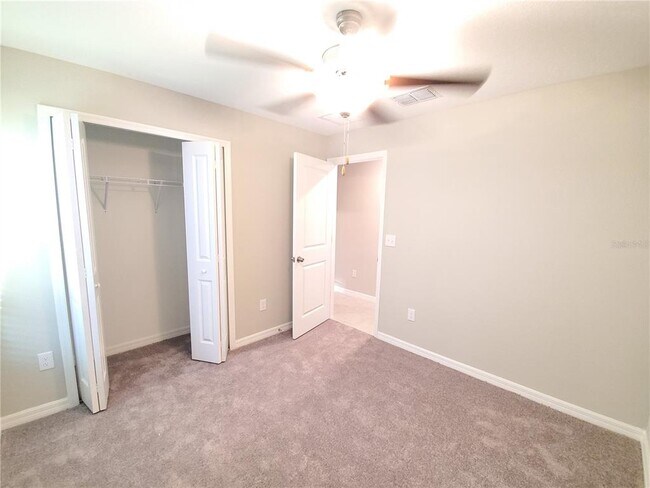 Building Photo - 10353 Scarlet Skimmer Dr