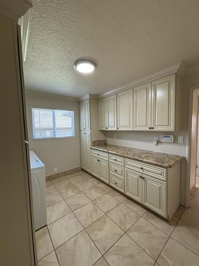 Building Photo - Nice Updated Home for Rent