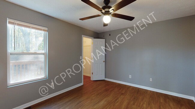 Building Photo - 8038 Colquitt St