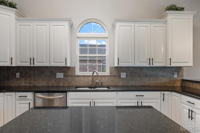 Building Photo - 437 Marbleton Cir