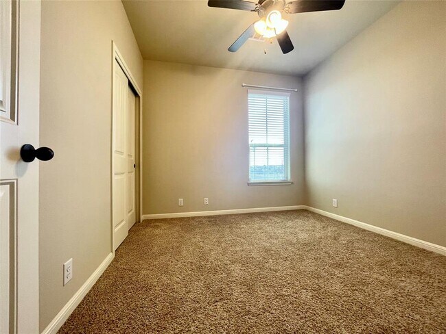 Building Photo - 14001 Avery Ranch Blvd