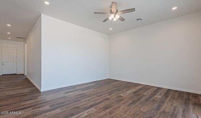 Building Photo - 8582 W Reventon Dr