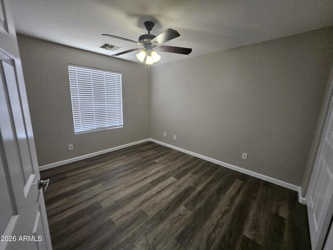 Building Photo - 25850 W Pleasant Ln