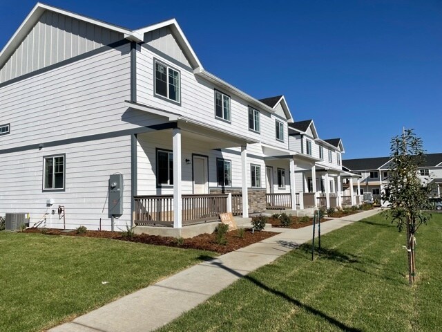 Building Photo - 4355 24th Street Rd