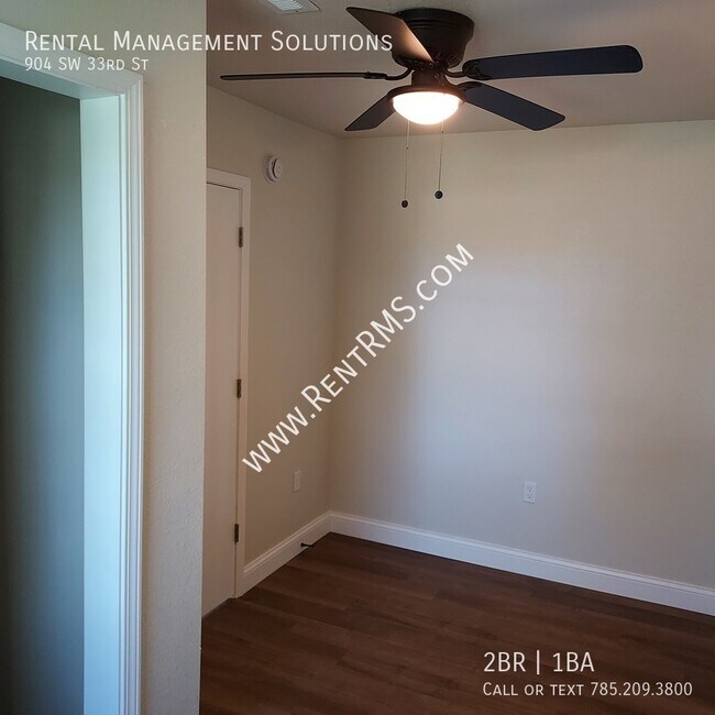 Building Photo - 904 SW 33rd St