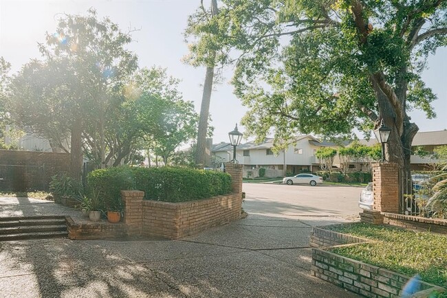 Building Photo - 6313 Crab Orchard Rd