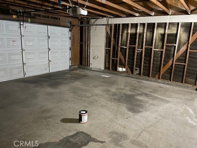 Building Photo - 1009 Symeron Ct