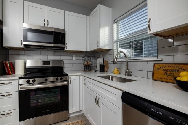 Building Photo - 12308 Liberty School Rd