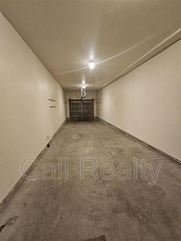 Building Photo - 1605 W 13th Ave
