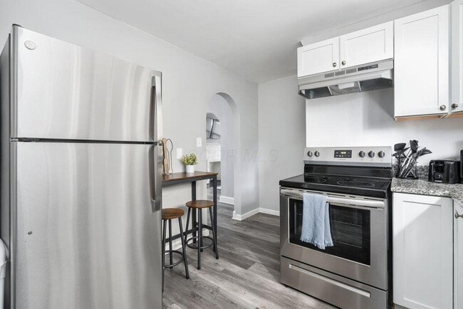 Building Photo - 975 Heyl Ave