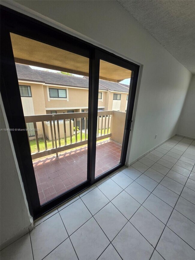 Building Photo - 15415 SW 80th St