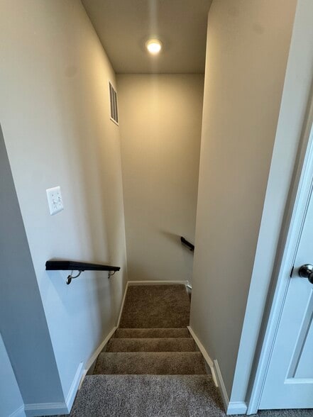 Building Photo - 101 Milburn Dr