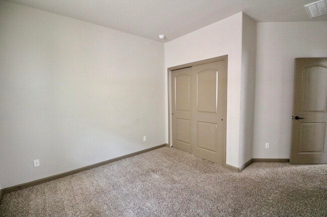 Building Photo - 3817 Loma Cortez Dr