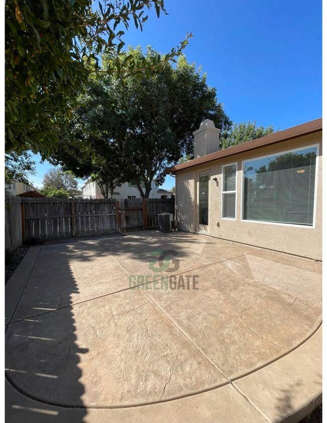 Building Photo - 104 Walker Ranch Pkwy