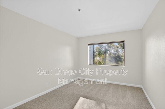 Building Photo - 3980 Faircross Pl