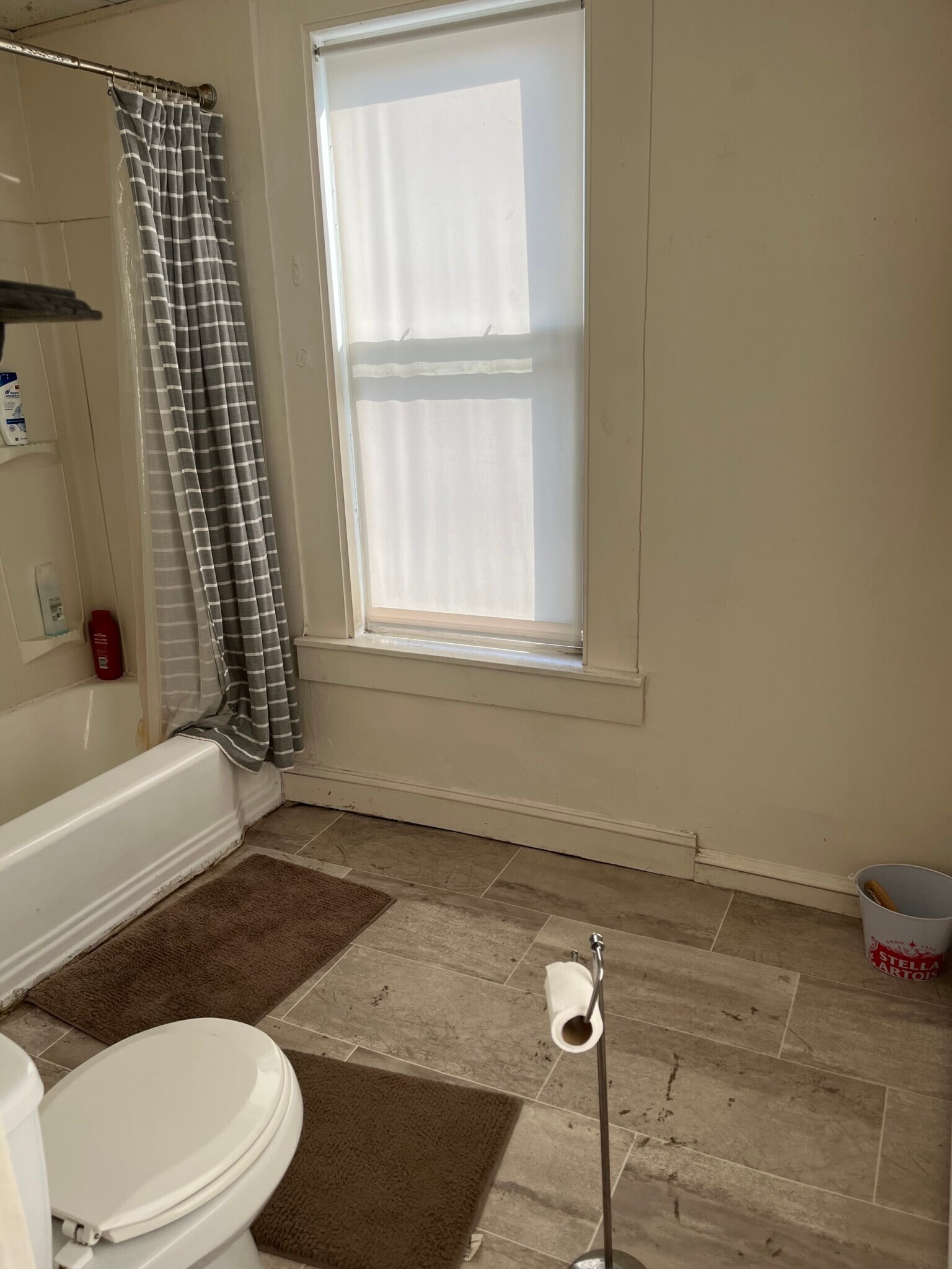 Building Photo - 53 W 7th St